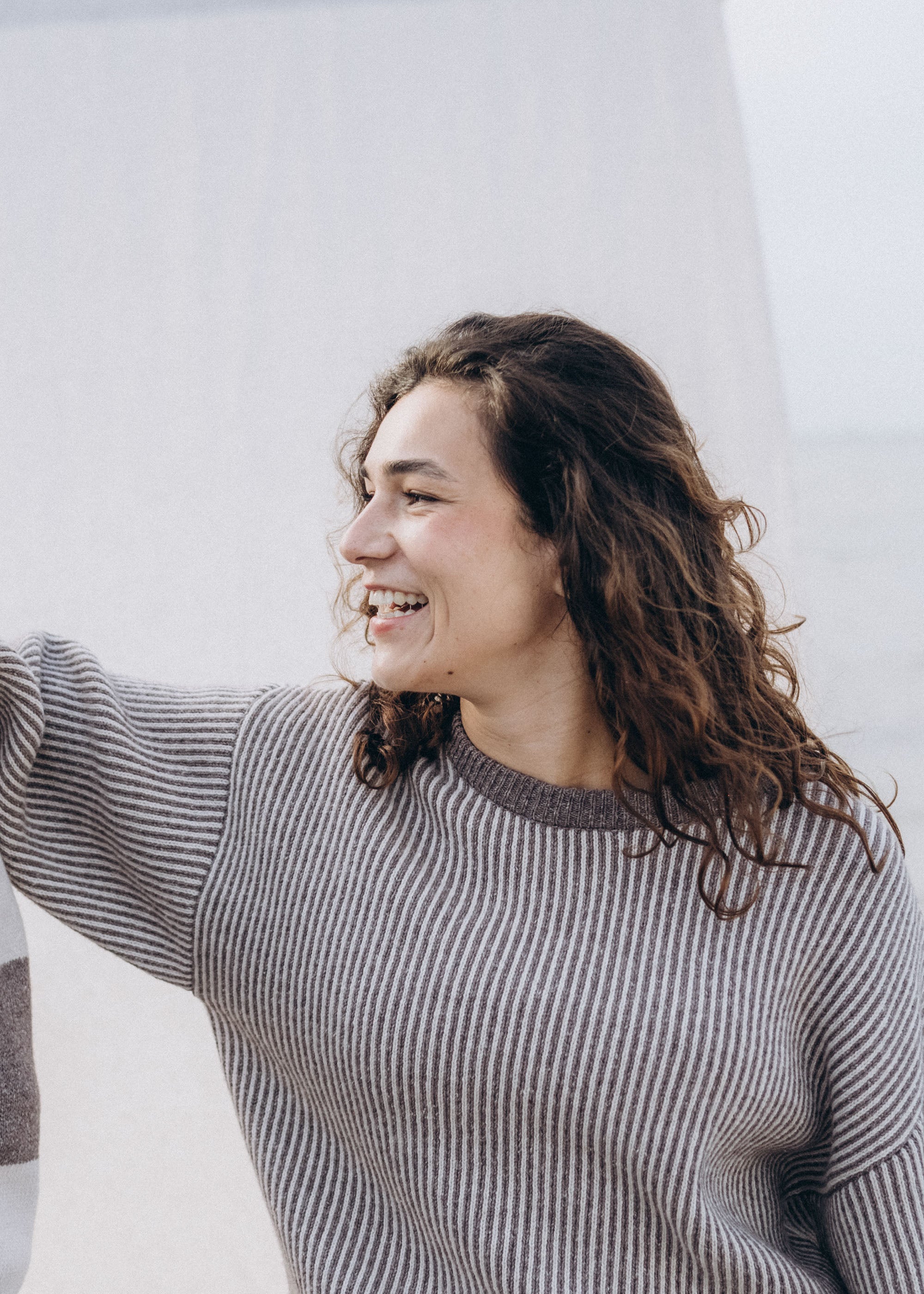 Unser Model Acelya ist <strong>173 cm</strong> groß und trägt <strong>Größe S</strong>.#