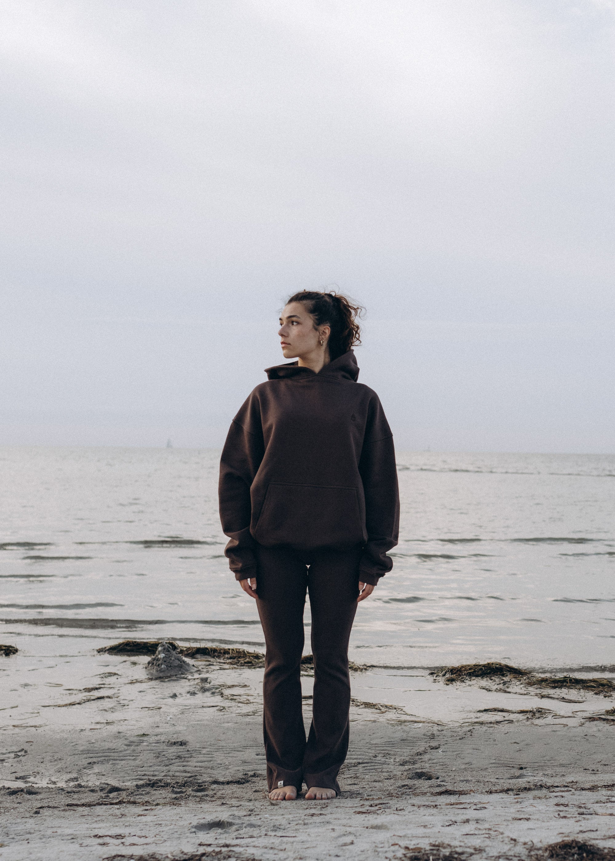 Unser Model Acelya ist <strong>173 cm</strong> groß und trägt <strong>Größe S</strong>.#
