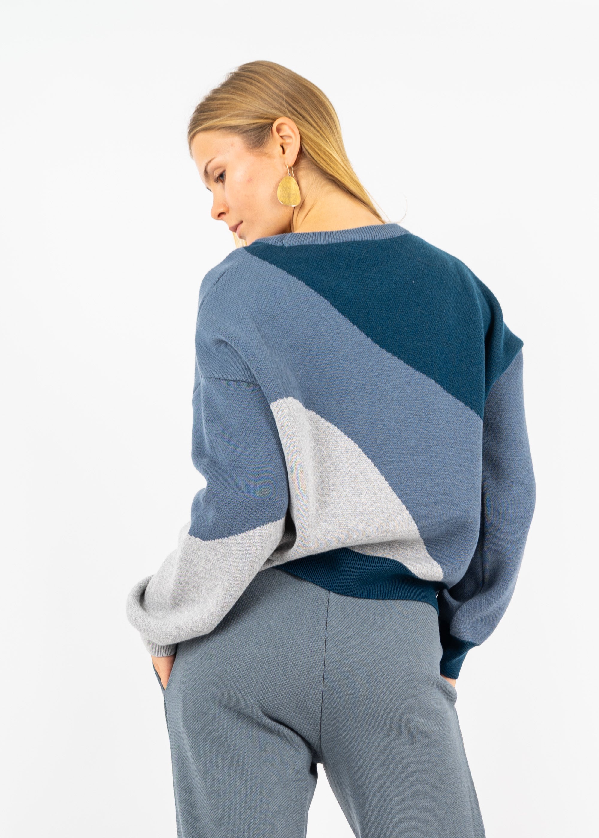 Unser Model Maike ist <strong>176 cm</strong> groß und trägt <strong>Größe S</strong>.#