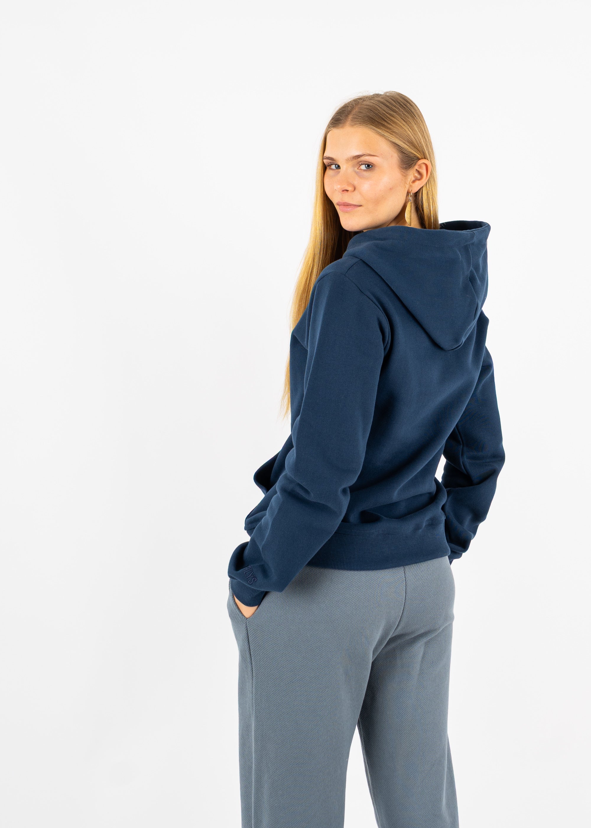 Unser Model Maike ist <strong>176 cm</strong> groß und trägt <strong>Größe S</strong>.#