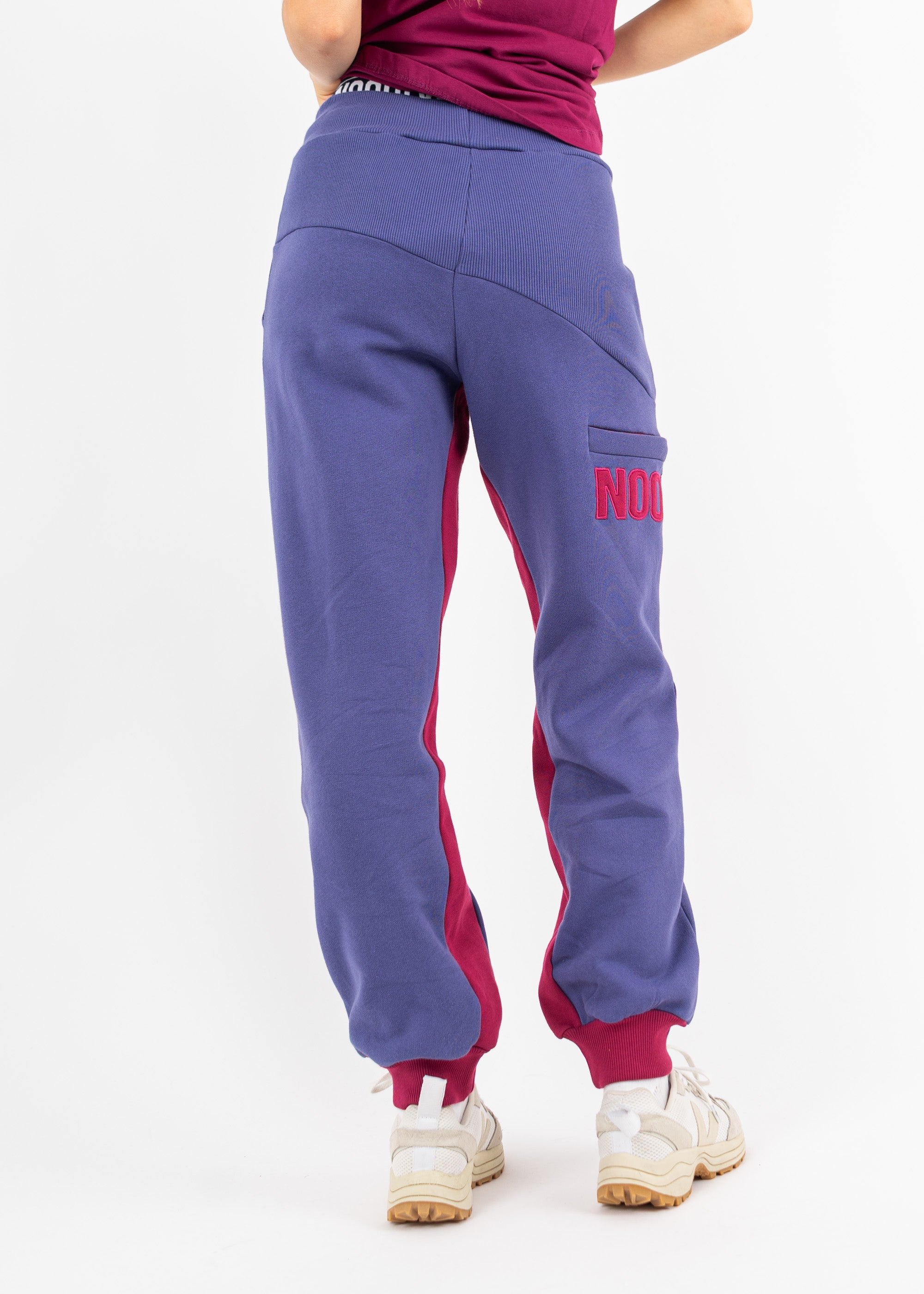 Unser Model Maike ist <strong>176 cm</strong> groß und trägt <strong>Größe S</strong>.#