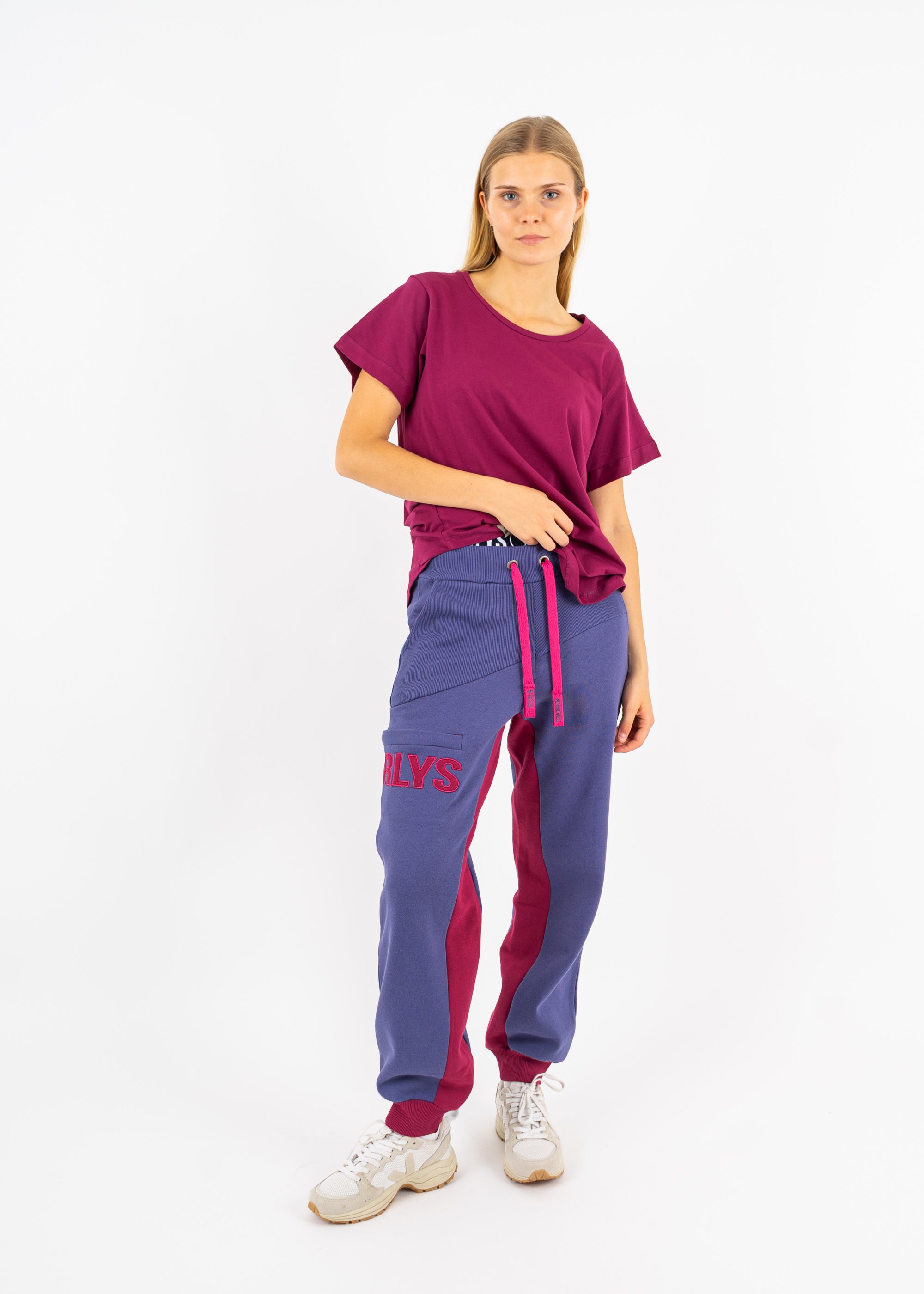 Unser Model Maike ist <strong>176 cm</strong> groß und trägt <strong>Größe S</strong>.#