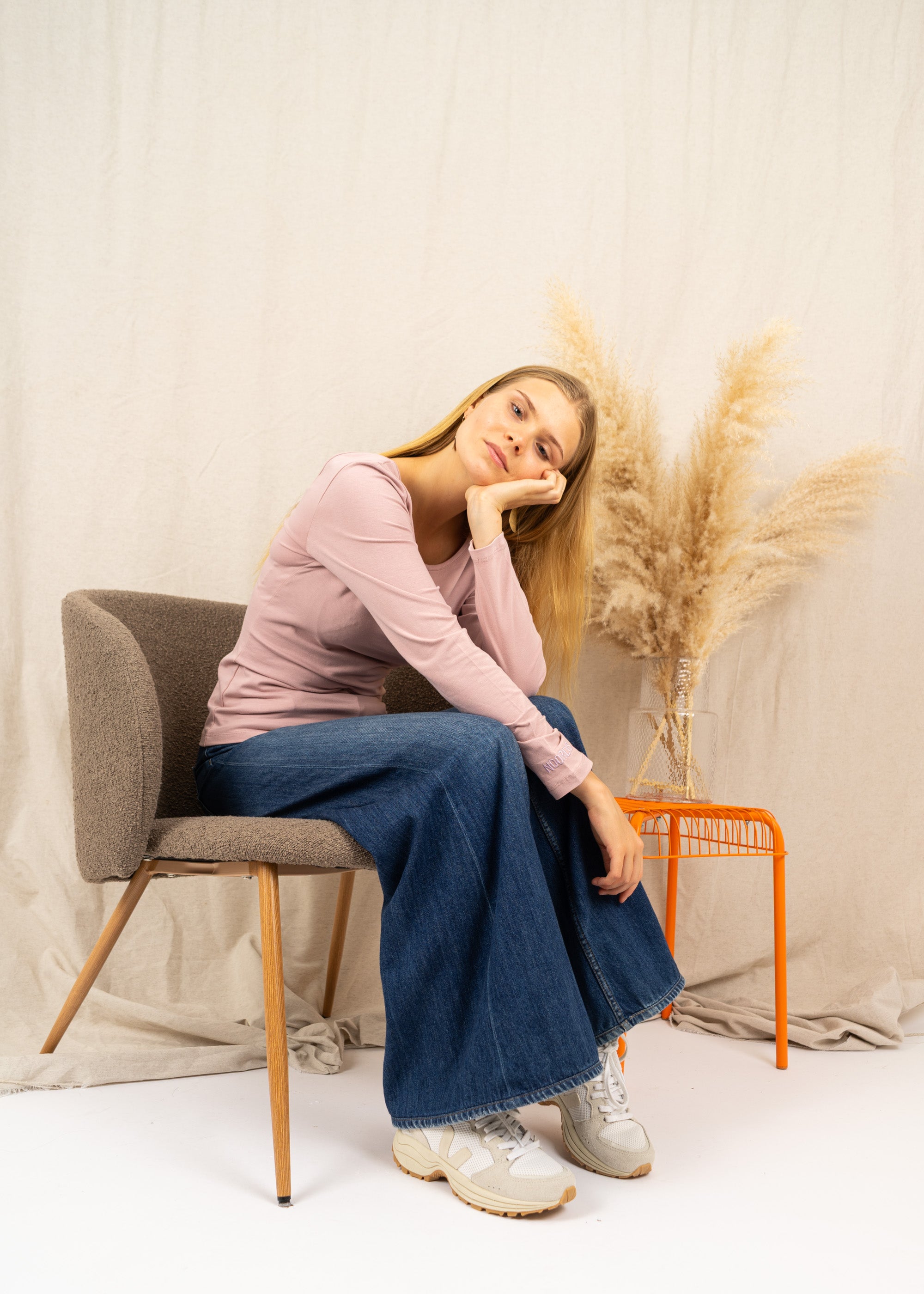 Unser Model Maike ist <strong>176 cm</strong> groß und trägt <strong>Größe S</strong>.#