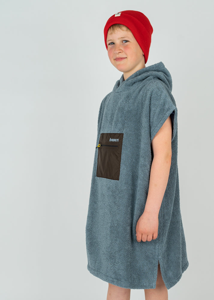 Unser Model Joris ist <strong>150 cm</strong> groß und trägt <strong>Größe 146-152</strong>.#