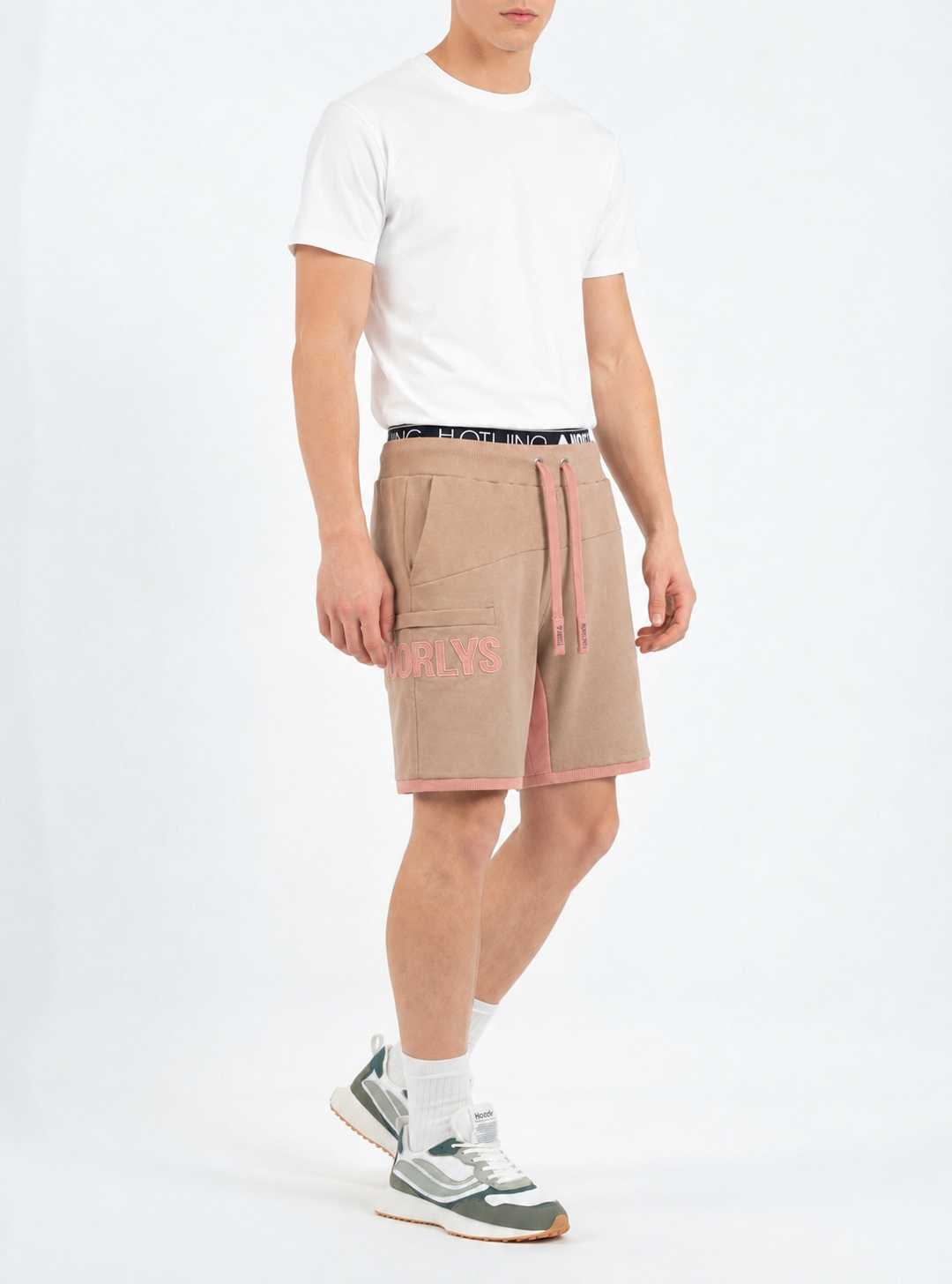 Short SUNDAG