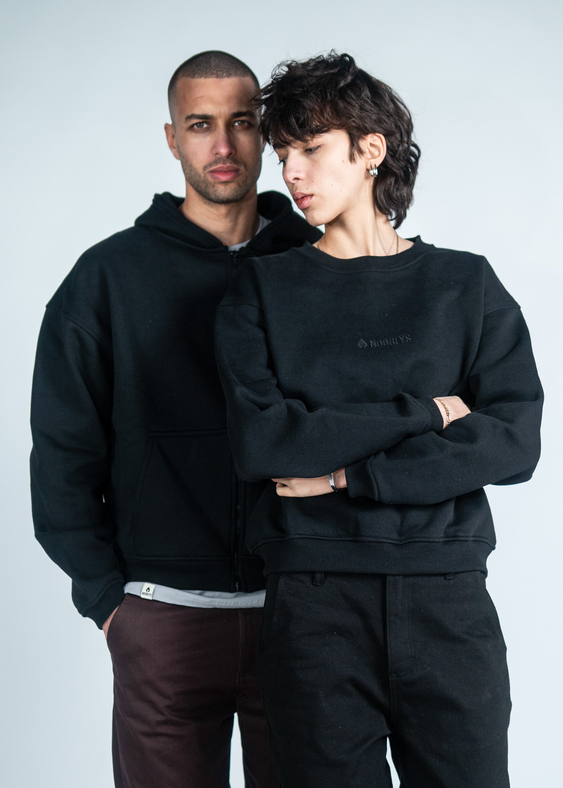 Boxy Heavy-Sweat Sweater PUNDIG Black