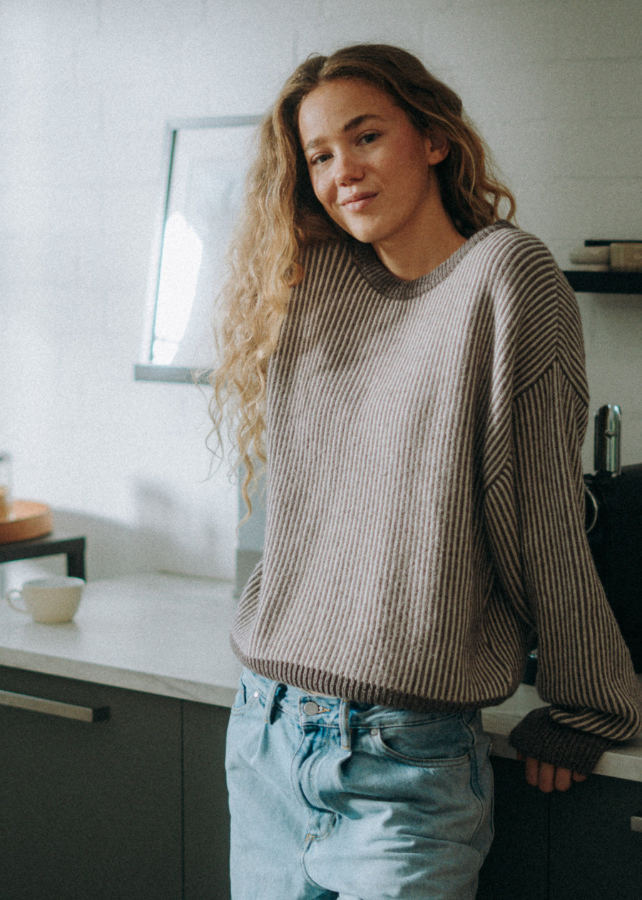 Unser Model Nika ist 175 cm groß und trägt Größe S.#