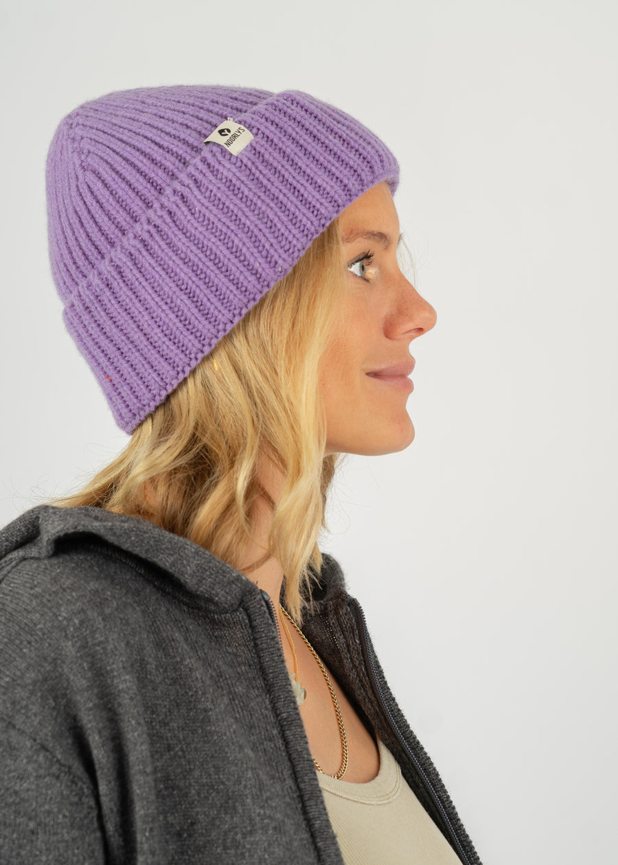 ALMA Wildberry cashmere hat