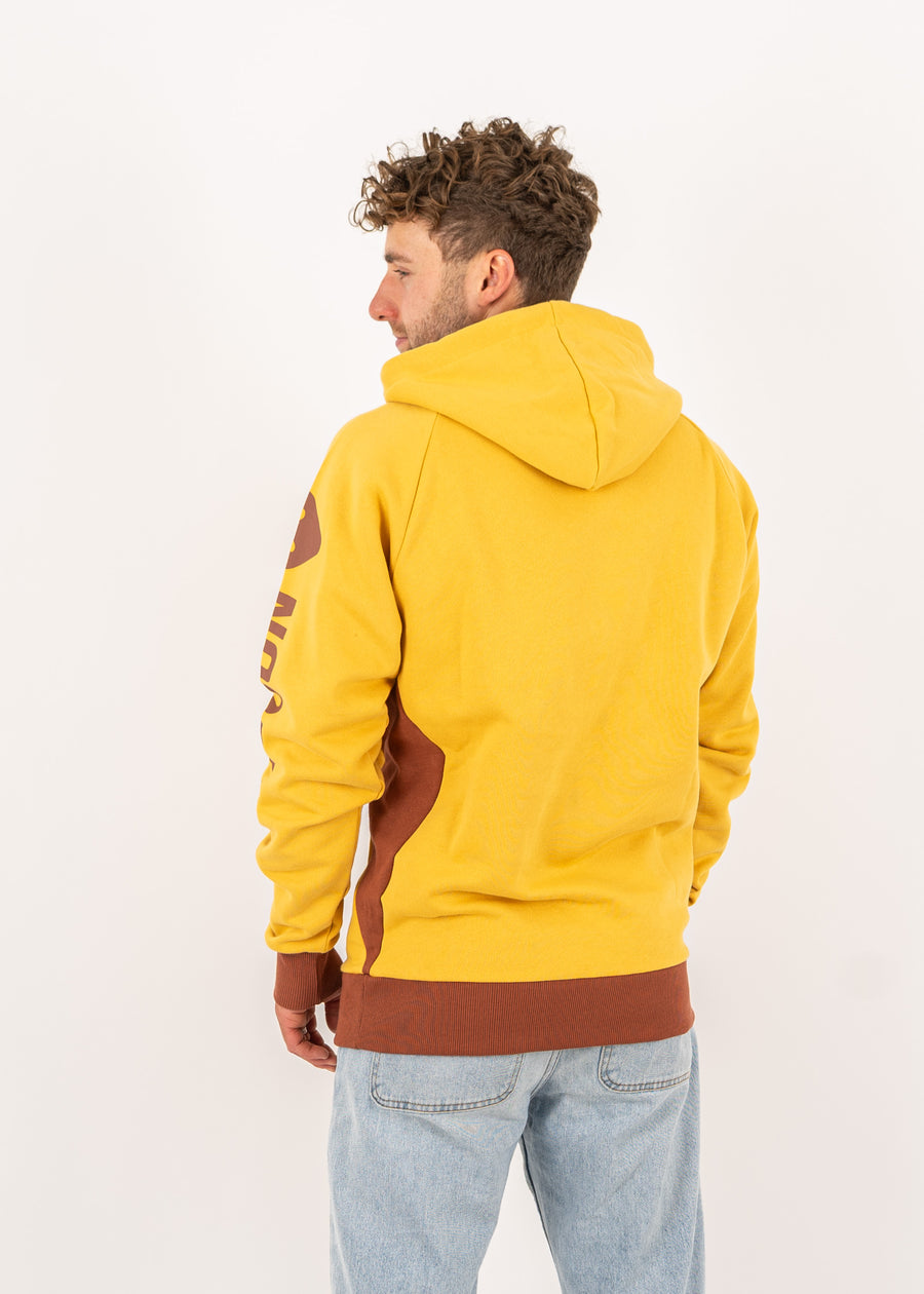 Unser Model Henry ist 178 cm groß und trägt Größe L.#